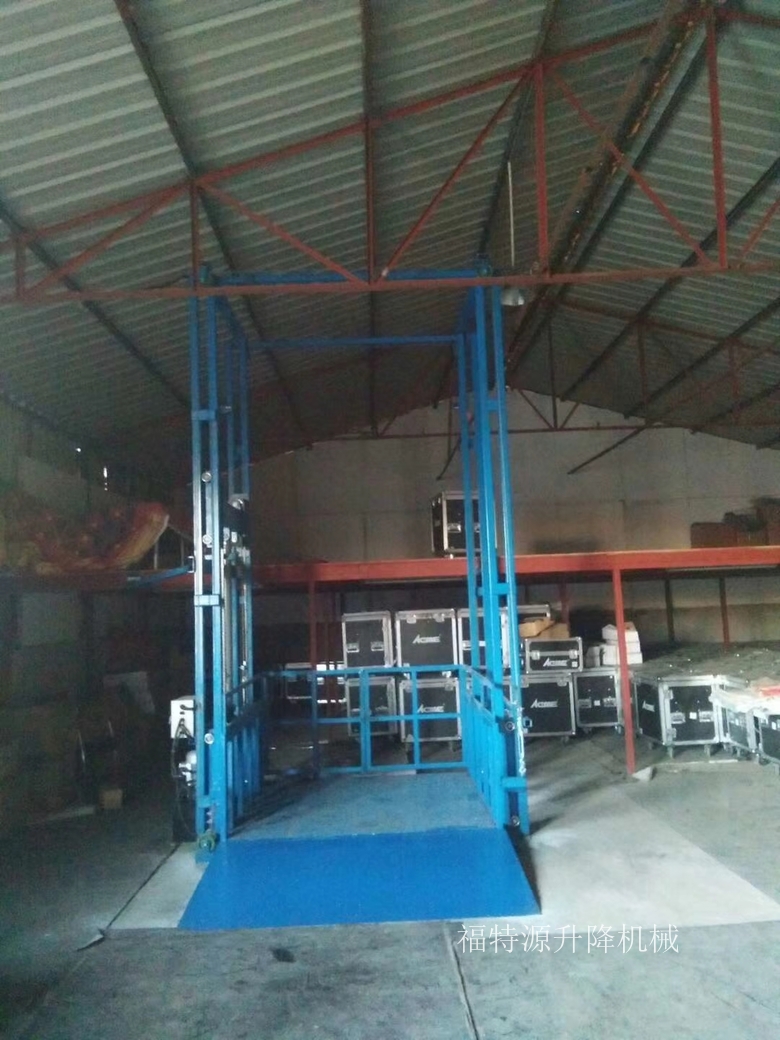 導軌式升降貨梯 導軌式升降貨梯